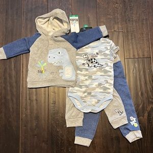 NWT Kids Headquarters Baby Boy Dinosaur 4 Piece Set w/ sweatshirt,pants & onesie
